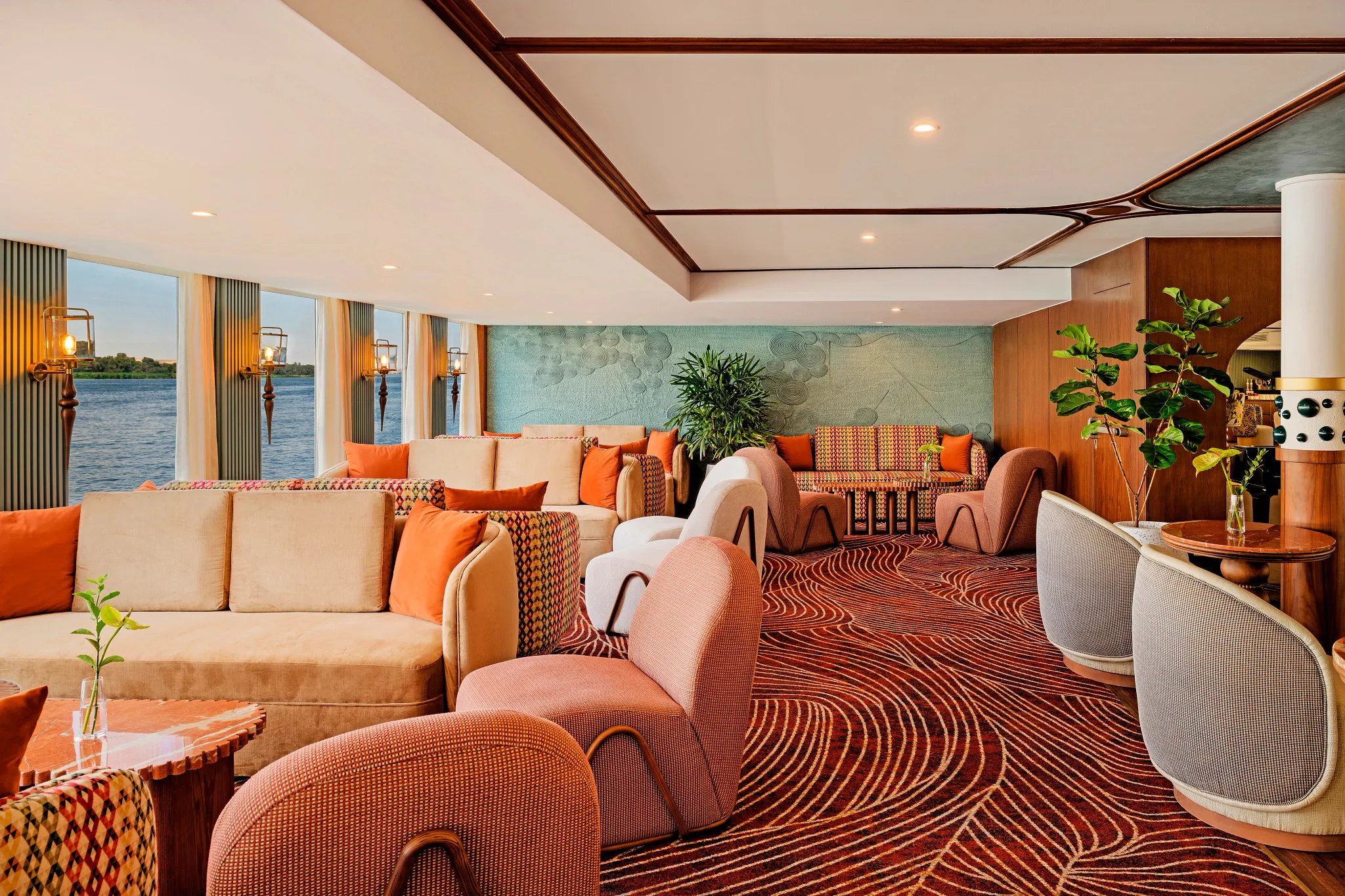Silversea luxury lounge