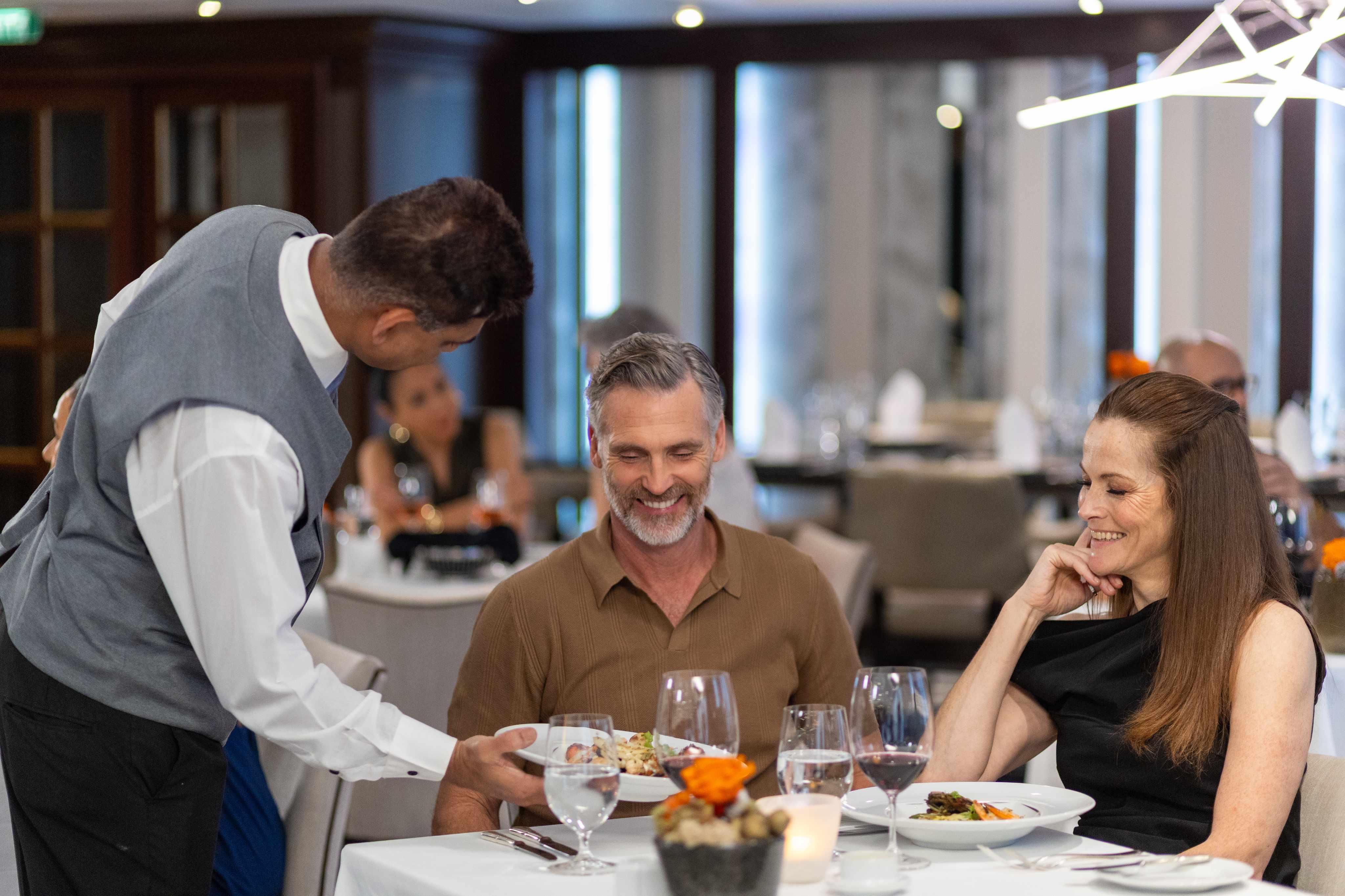 Azamara Dining Strengths