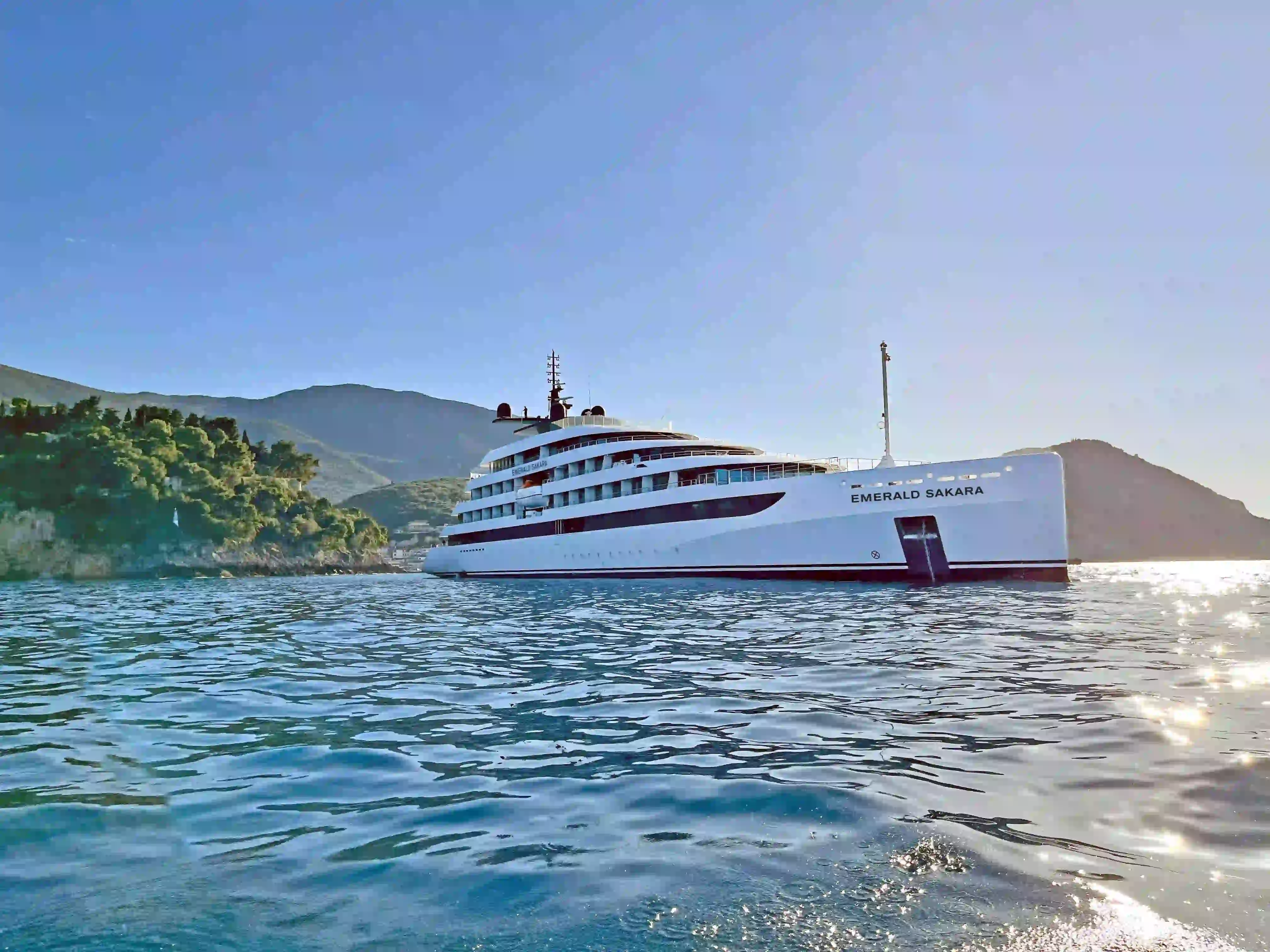 Emerald Sakara Yacht
