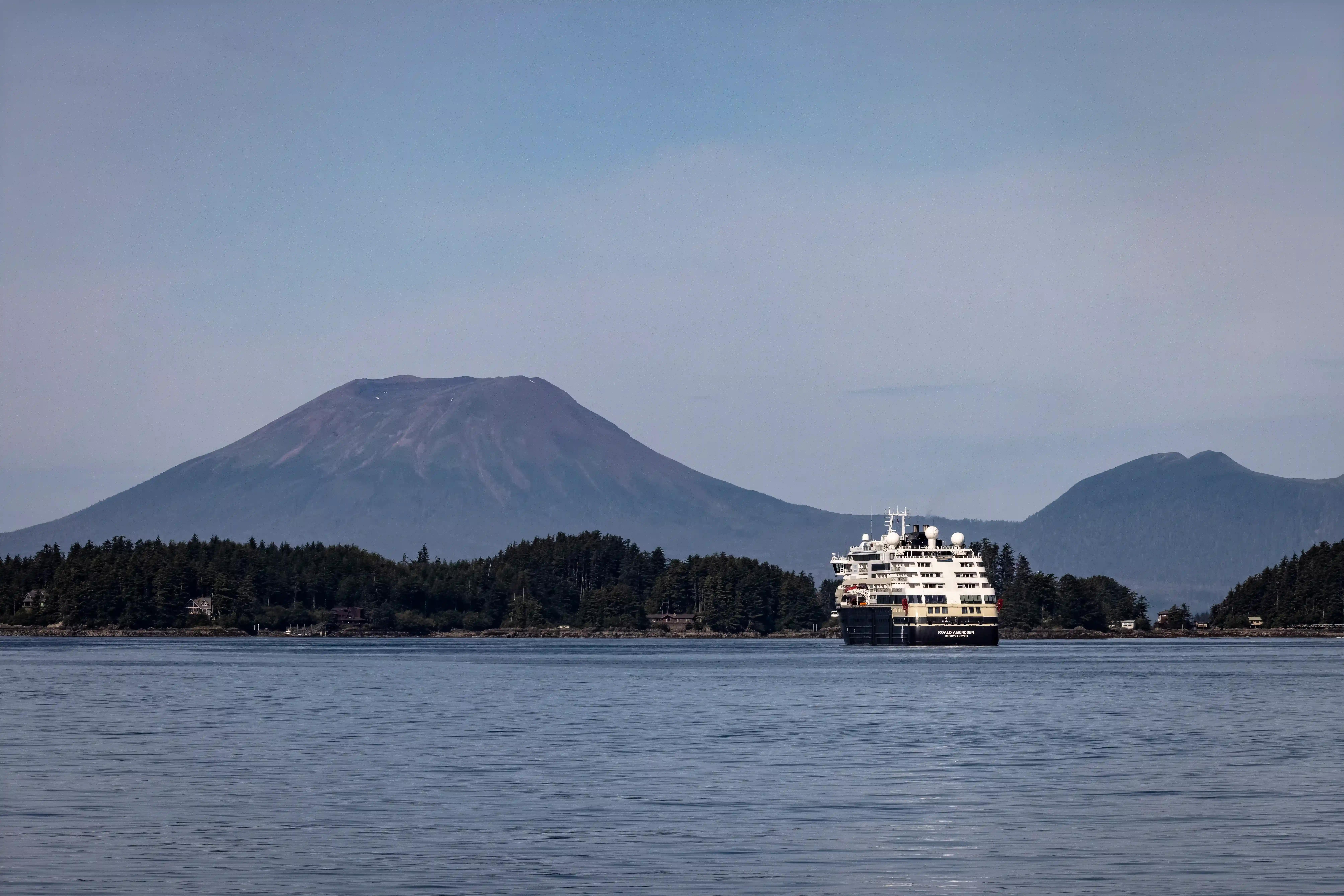 HX Fleet & Expedition Ships