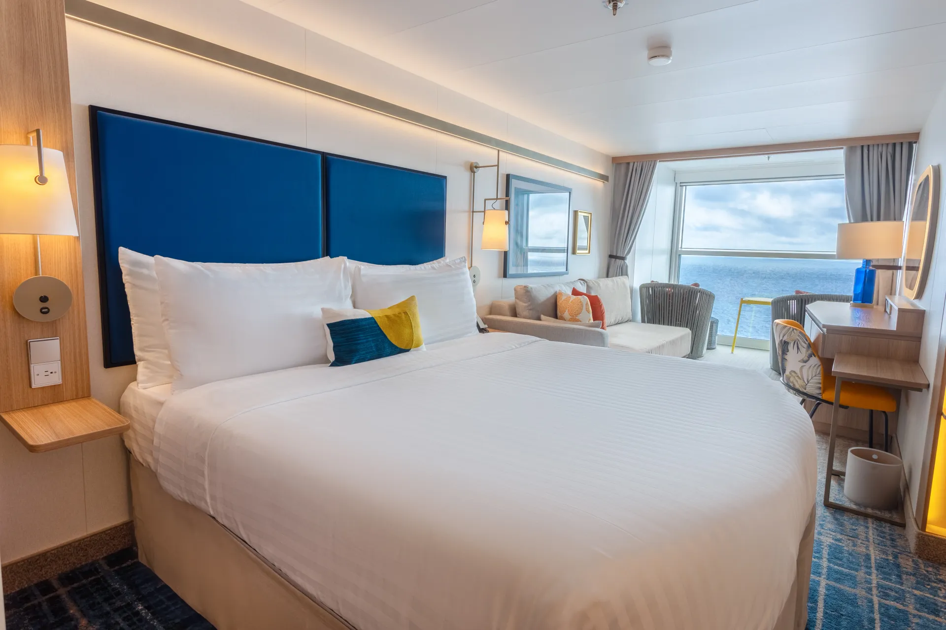 Stateroom Attendants & Housekeeping