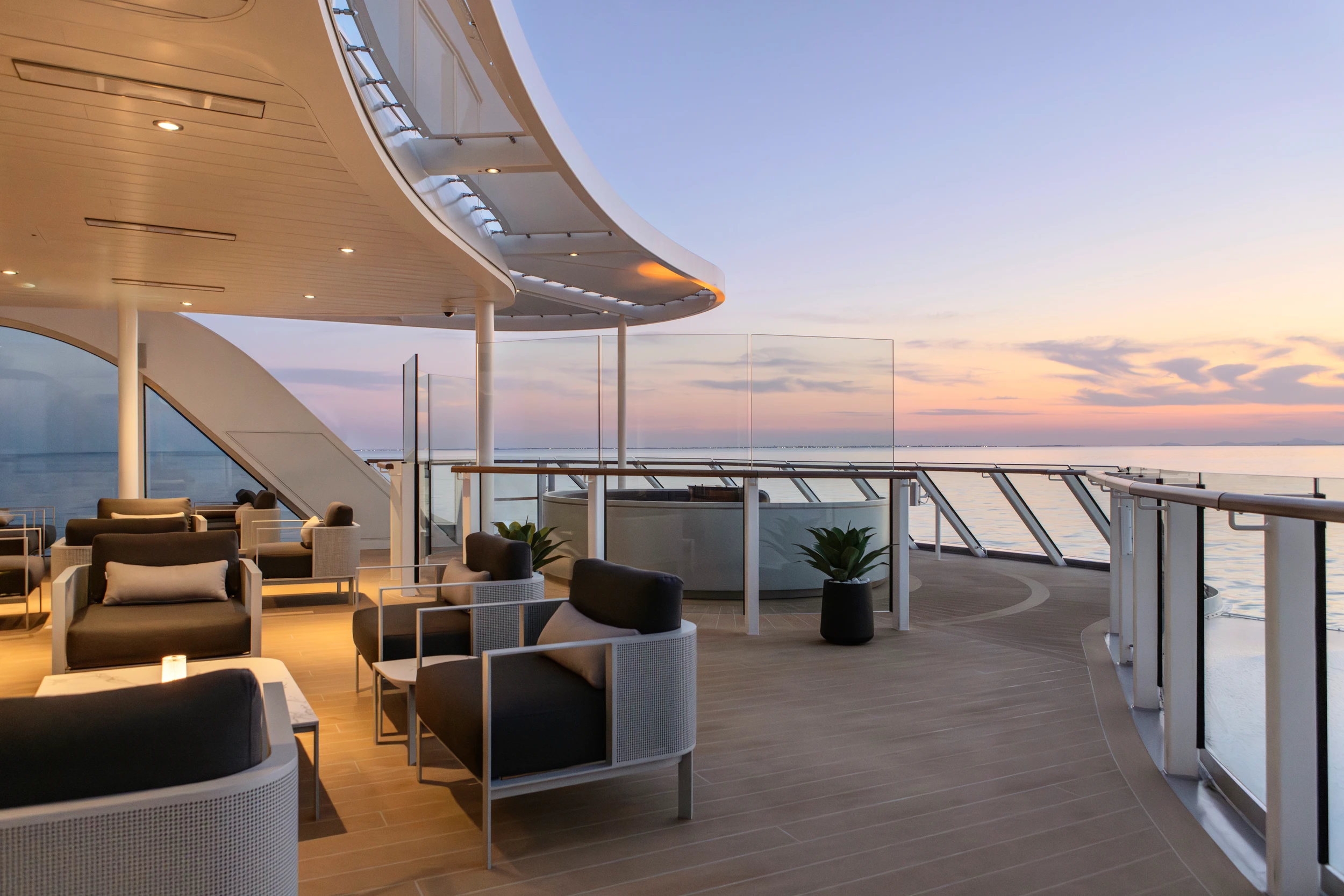 Silversea luxury lounge