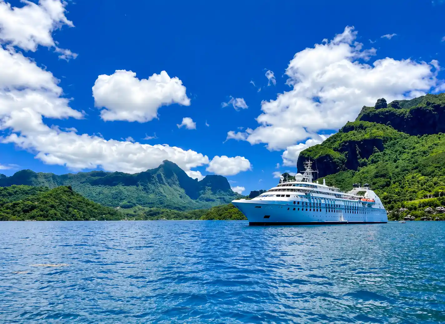 Tahiti Cruise