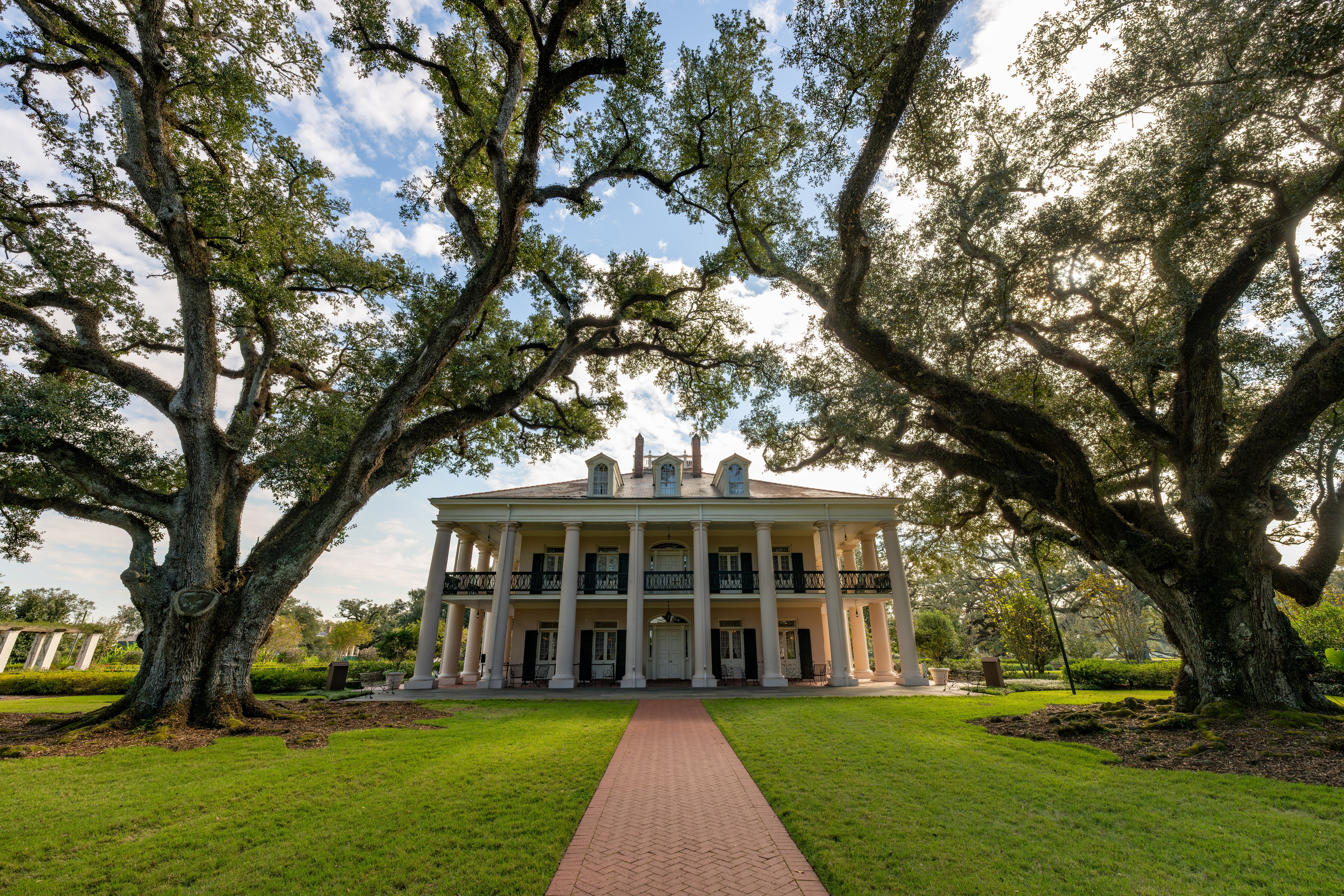 Women's journey to Nashville · Memphis · New Orleans